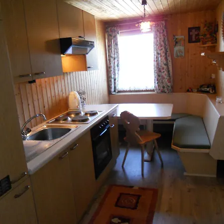 Kuenzer Alm Apartment Matrei in Osttirol